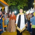 Fashion Show di Parepare Fair, Erna Rasyid Taufan Pamerkan Rancangan Bajunya