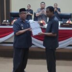 Wawali Parepare Serahkan Ranperda Pertanggungjawaban Pelaksanaan Anggaran Tahun 2022