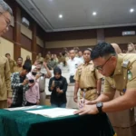 Taufan Pawe Minta Camat dan Lurah Intensif Upaya Realisasi Capaian Target PBB