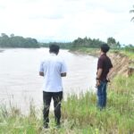 DPRD Pinrang Tinjau Abrasi Sungai Ancam Perkampungan-Sekolah di Kelurahan Teppo