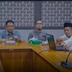 Pemkot Parepare Serahkan Jaminan Sosial Bagi Pekerja Rentan dan Miskin