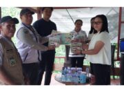 Dikbud Pinrang Salurkan Bantuan kepada Korban Tanah Longsor di Desa Mesakada