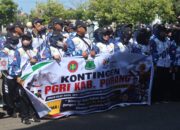 Lepas Kontingen Porseni PGRI, Bupati Irwan Dorong Guru Terus Berinovasi